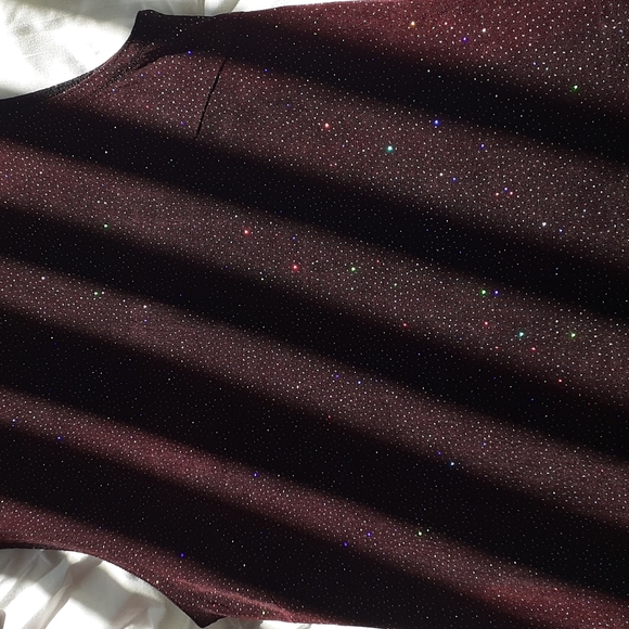 Timing Collection Dark Burgandy red w/ silver & rainbow sparkles - #742 - Picture 9 of 11